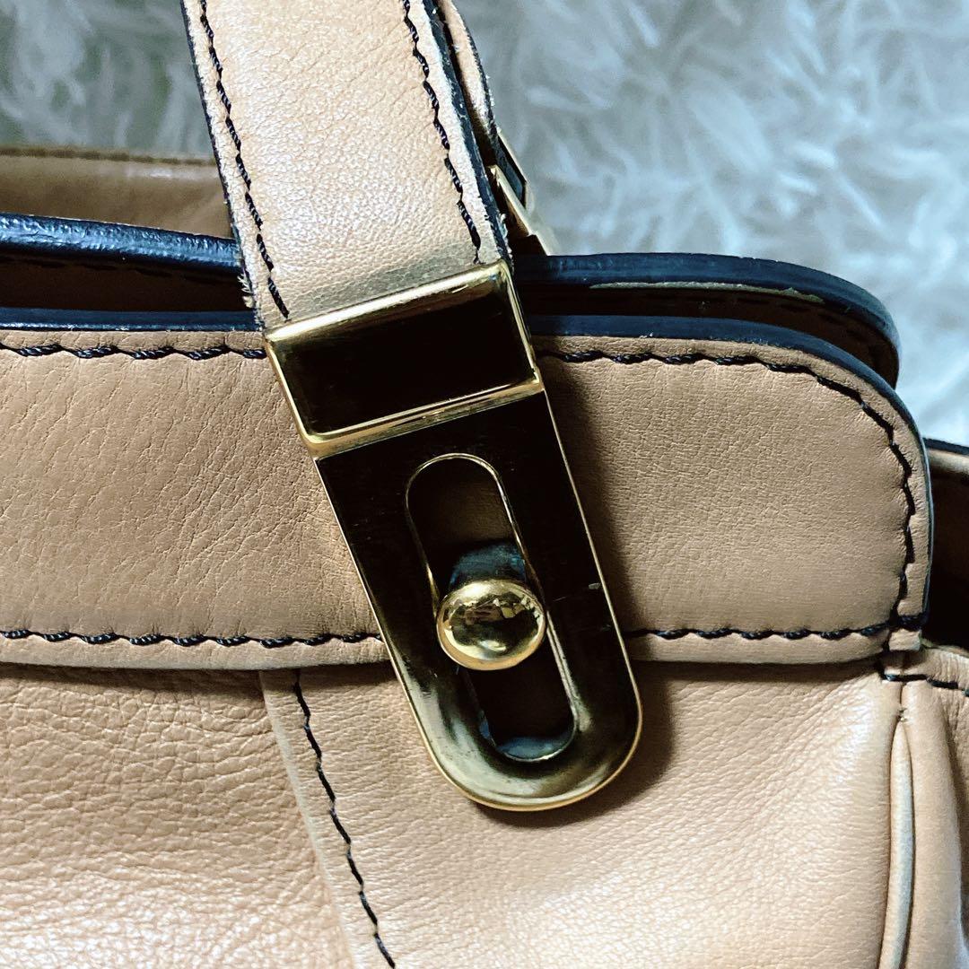 希少⭐️クロエ　ハンドバッグ　A4サイズ 自立型　肩掛け　レザー　ロゴ型押