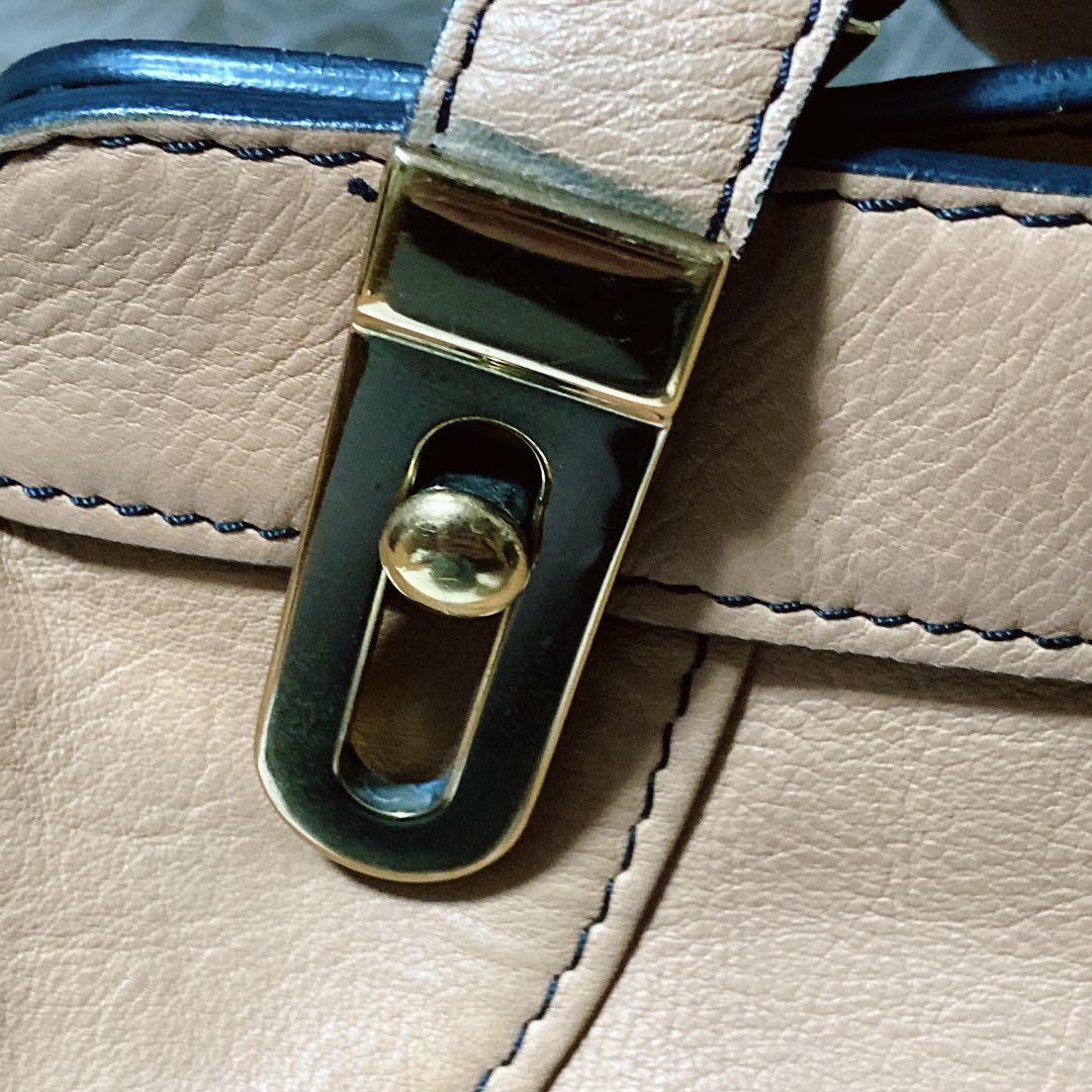 希少⭐️クロエ　ハンドバッグ　A4サイズ 自立型　肩掛け　レザー　ロゴ型押