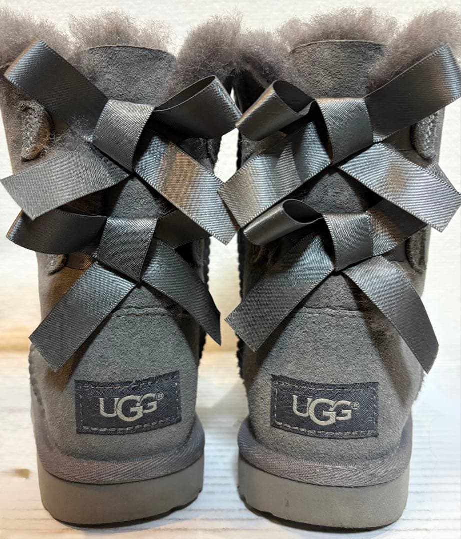 UGG キッズ　ブーツ　ムートン　19cm