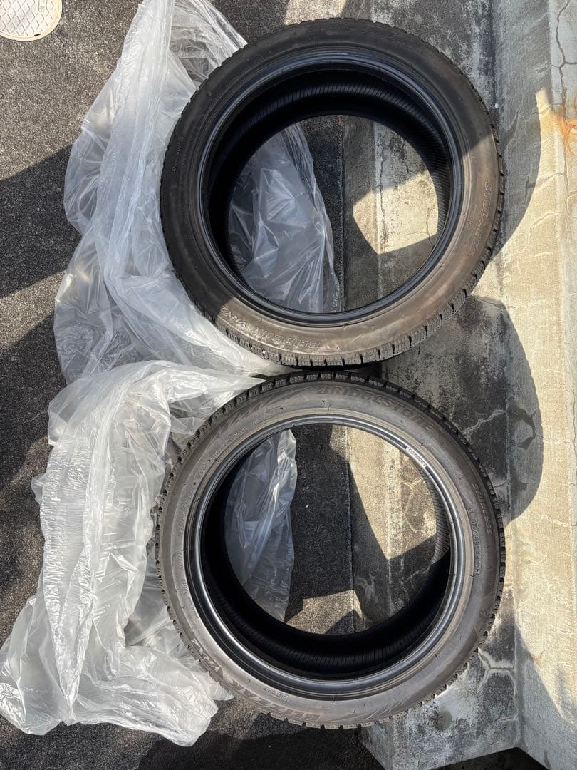 ブリヂストン　vrx2 215/45r17 2本のみ