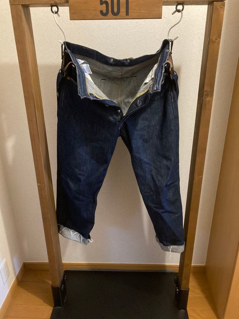 LEVI'S 501 ディスプレイ木枠