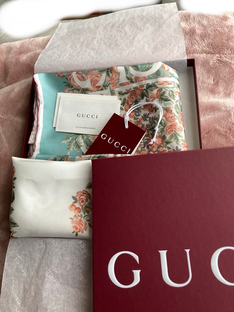 GUCCI シルクツイル　スカーフ