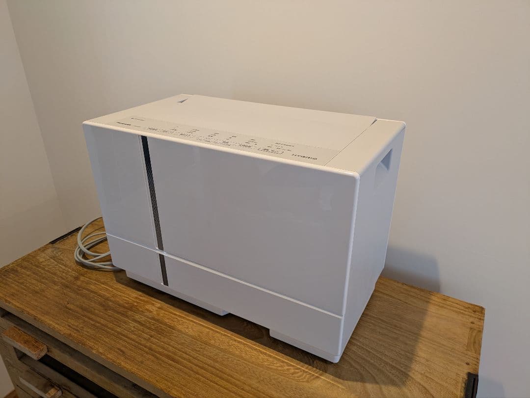 パナソニック衣類乾燥除湿機ナノイーX ハイブリッドF-YHUX90 2021年製