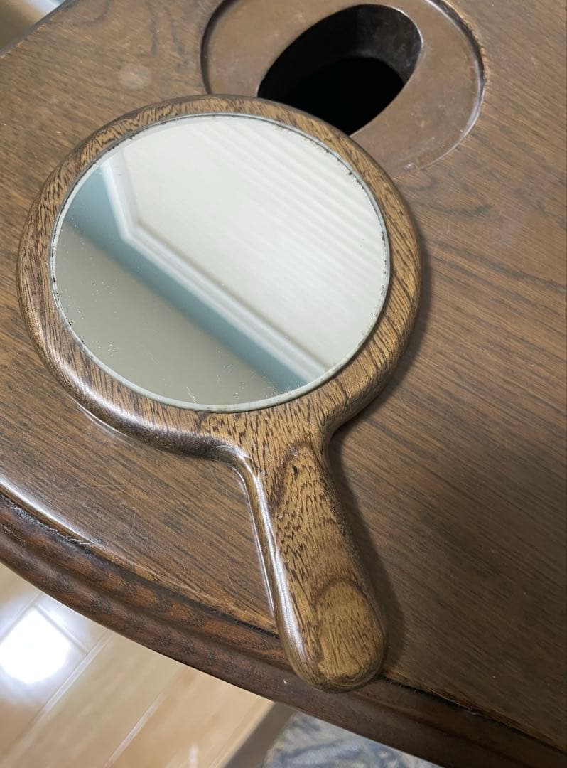 【引き取り限定 大阪】ドレッサー 3面鏡/椅子/ガラス板/コンセント/手鏡付