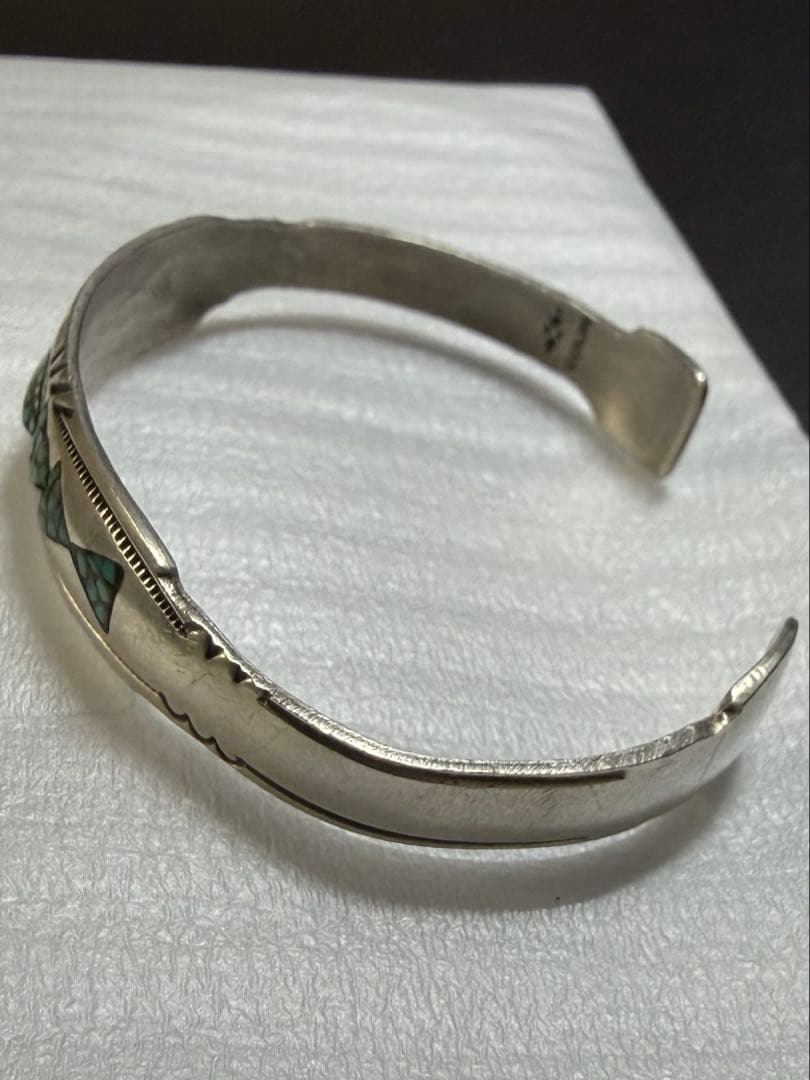 ナバホ　バングル　ターコイズ　インレイ シルバー インディアンジュエリー　刻印