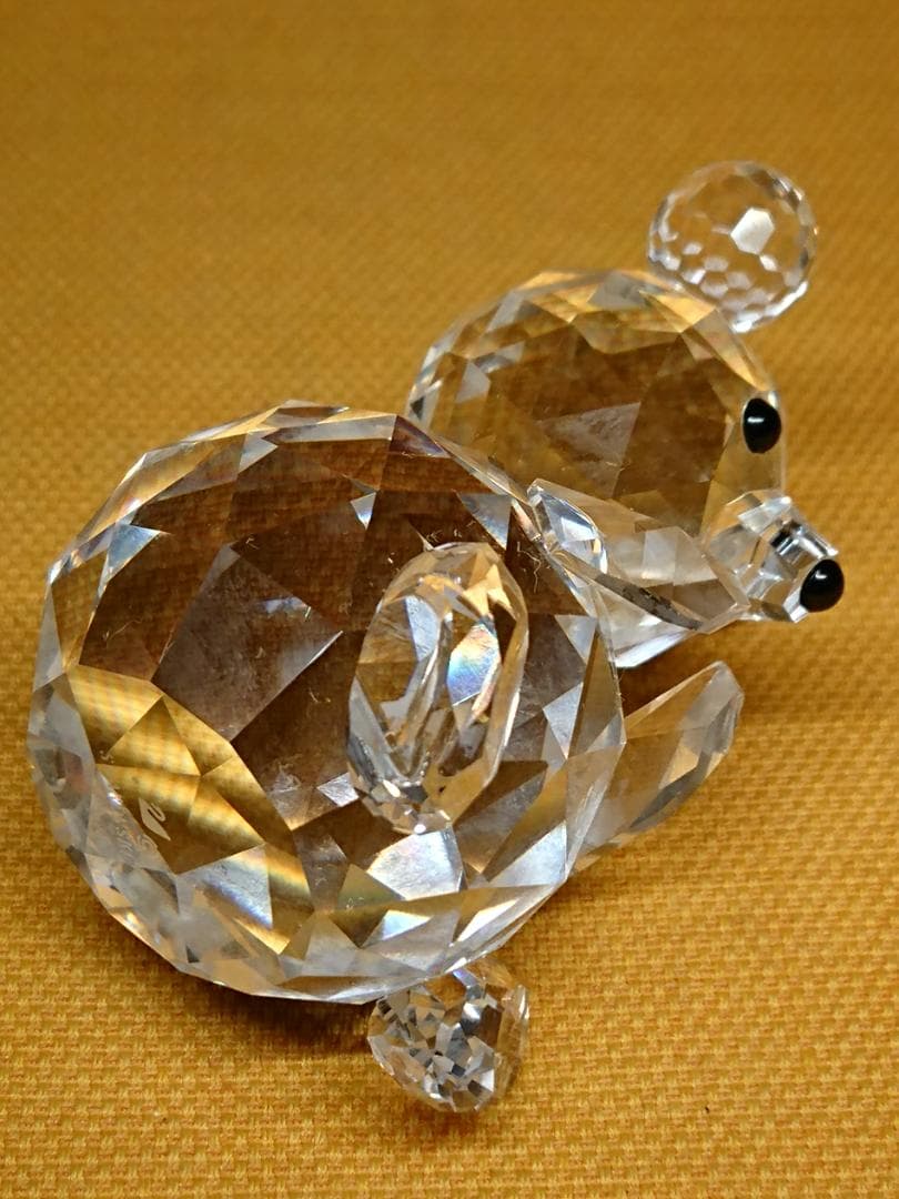 【美品】ベア　熊　スワロフスキー　置物　インテリア　工芸品　美術品　A3105