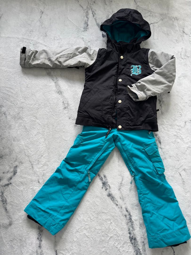美品Burton子どもスノーボードウェアキッズSセットアップ120130140