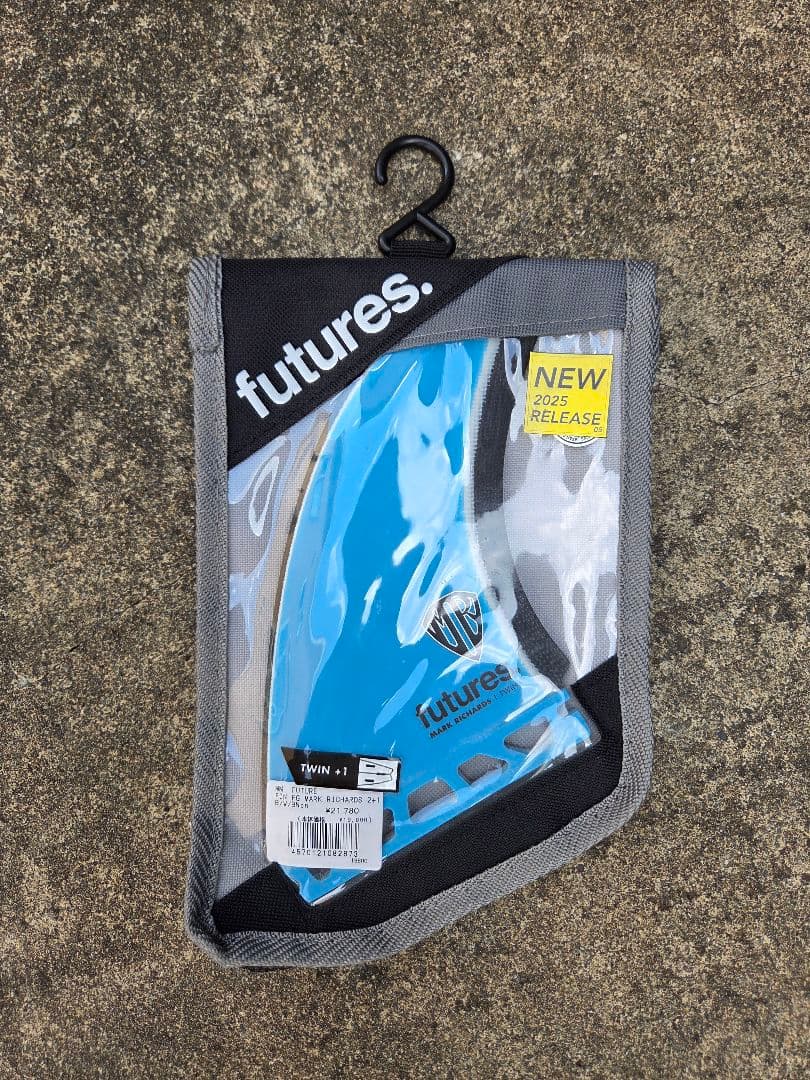 マークリチャーズ　futures　サーフボードフィン　美品