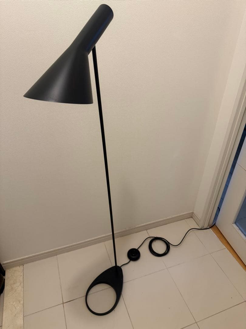 ルイスポールセン　aj floor　aj　フロア　アルネ・ヤコブセン　照明　北欧