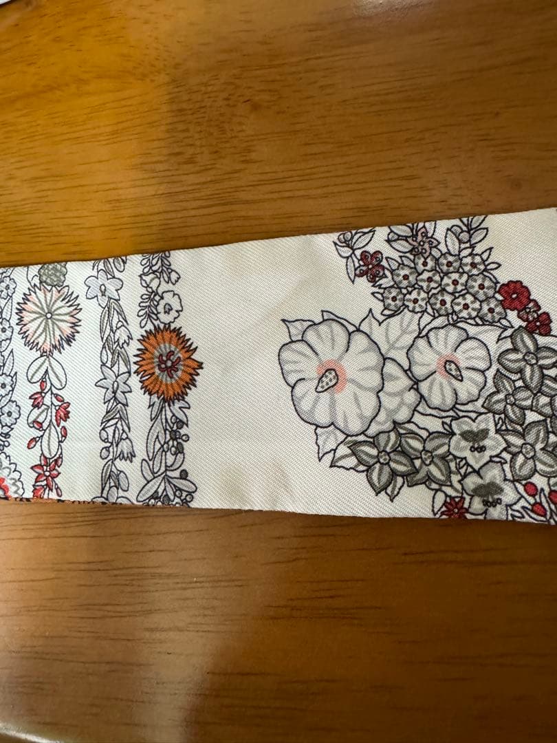 ひろ様おまとめ発送　エルメス ツイリー ブリッドドゥガラ アン フルール