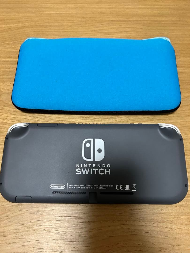 Nintendo Switchライト　本体　グレー