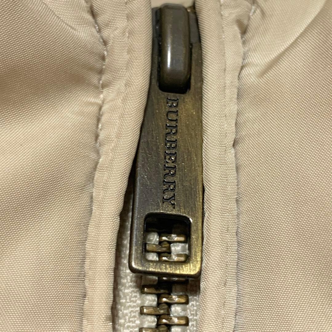 【美品　特大3L！ノバチェック】バーバリーロンドン　ダウンベスト　アイボリー