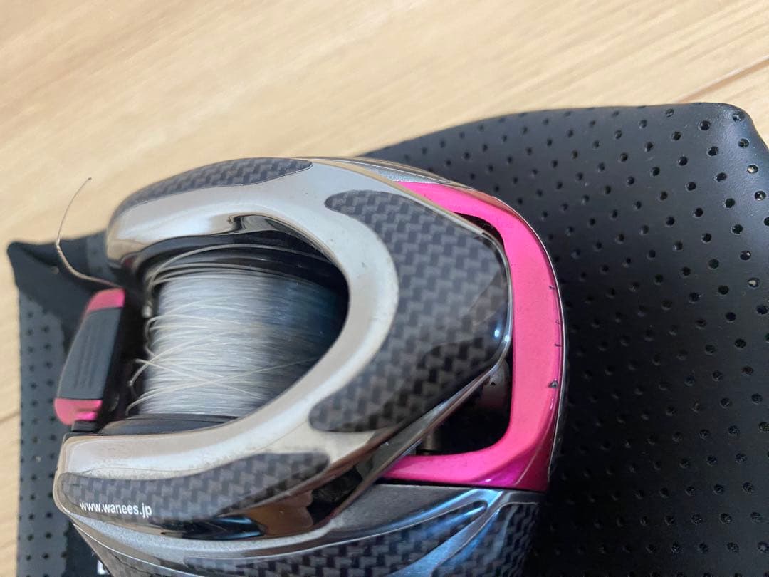 シマノ アンタレスDC HG カスタム仕様　カーボン　キャンディピンク塗装