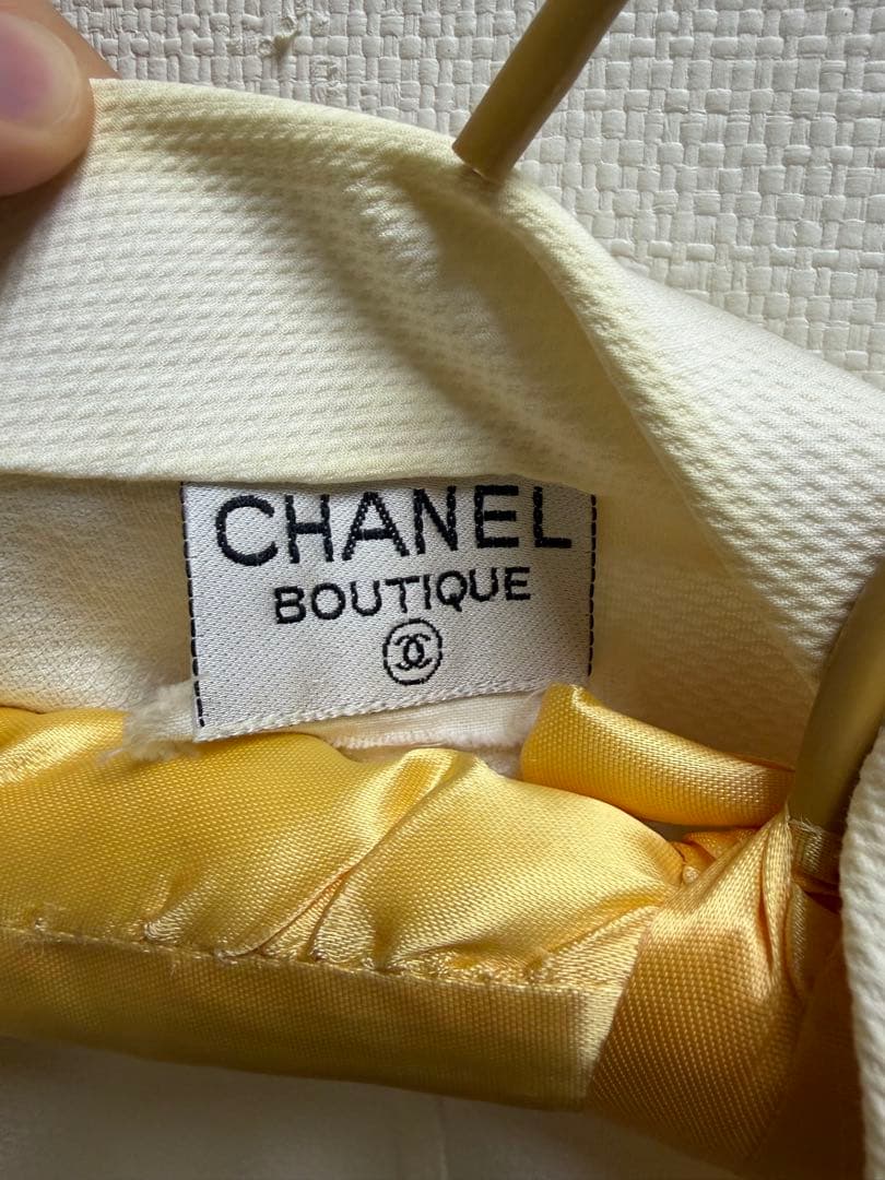 CHANEL BOUTIQUE ホワイトショートスリーブシャツ