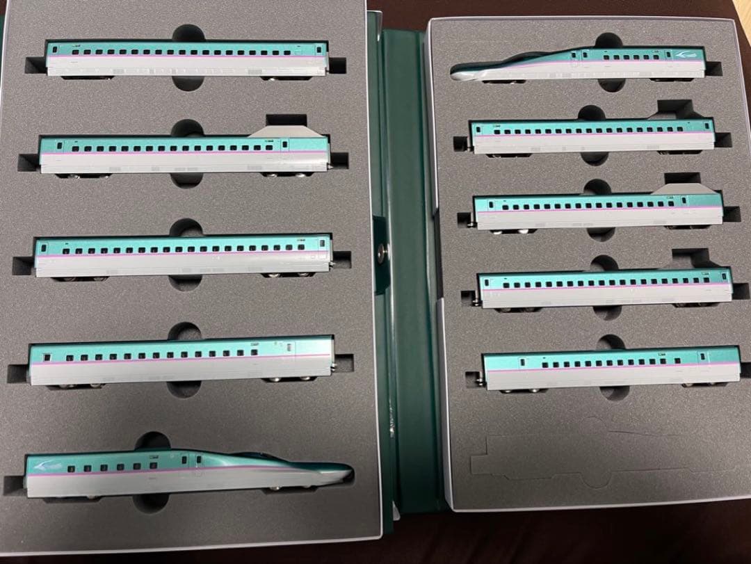 E5系「はやぶさ」 KATO 10両編成