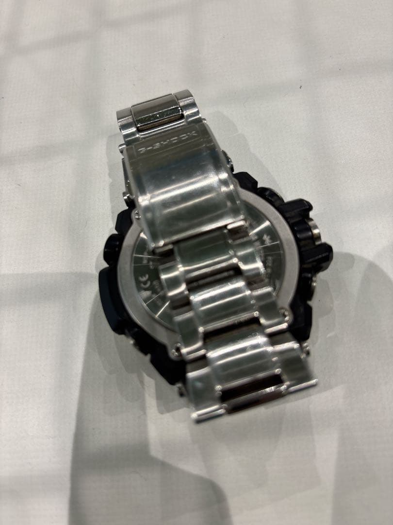 G-SHOCK アナログ/デジタル時計 ブラック/シルバー　GST-B100