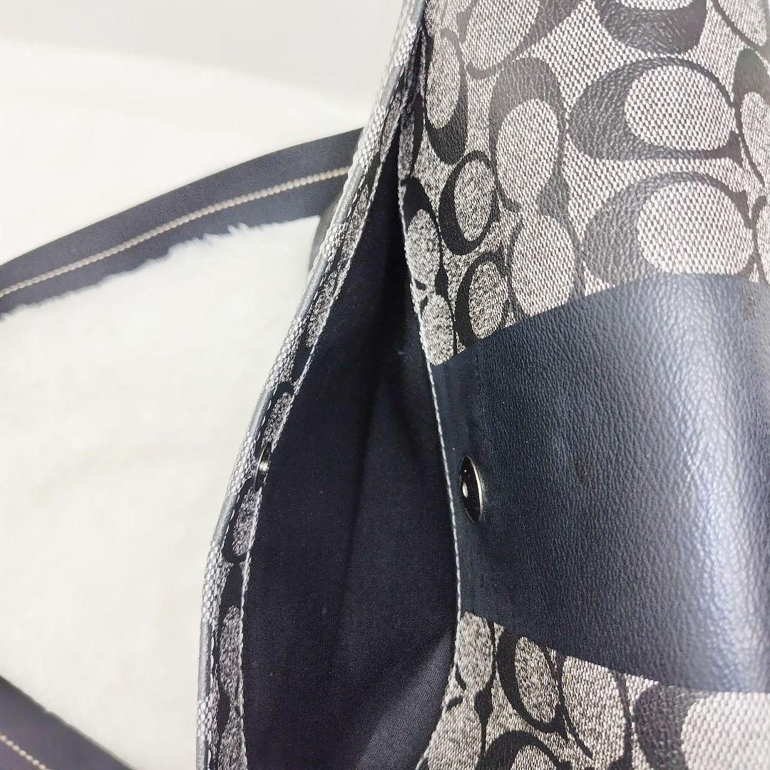 ✨超美品✨コーチ メッセンジャーバッグ シグネチャー PVC