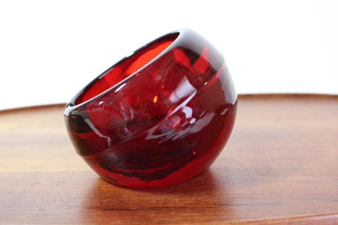 70s　ずっしり！　バイキング　VIKING　レッドガラス　灰皿　ビンテージ