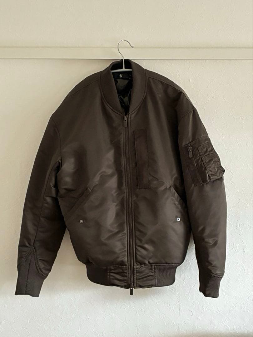 +Jハイブリッド ダウンオーバーサイズMA-1 UNIQLO　グレー　S