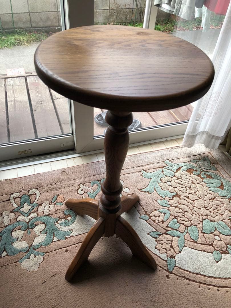 アンティーク　美品木製テーブルお値下げしました