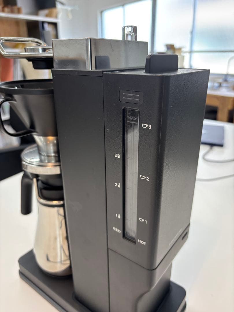 ドリップコーヒーメーカー ブラック