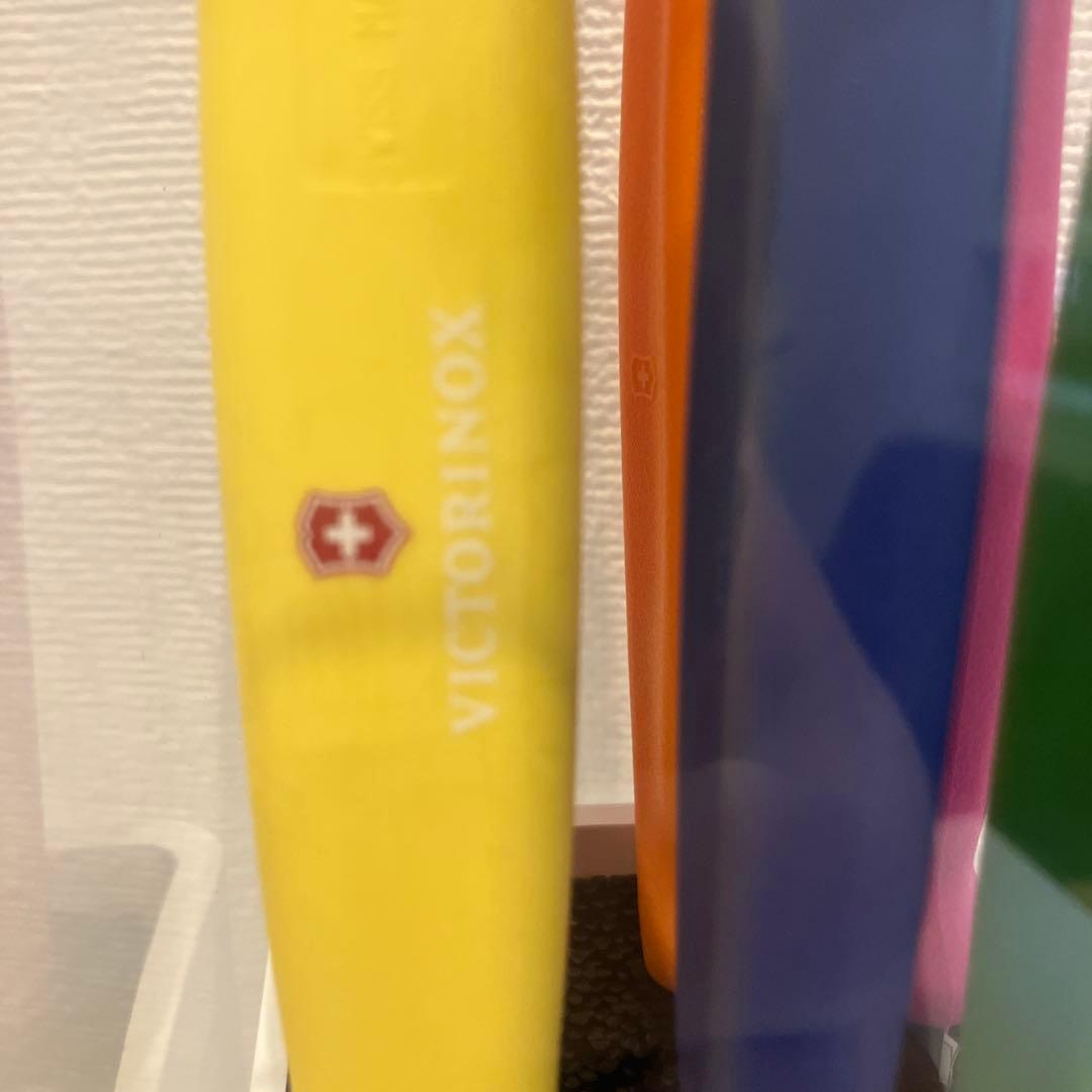 VICTORINOX（ビクトリノックス）包丁セット　スタンド　ナイフ6本スイス製