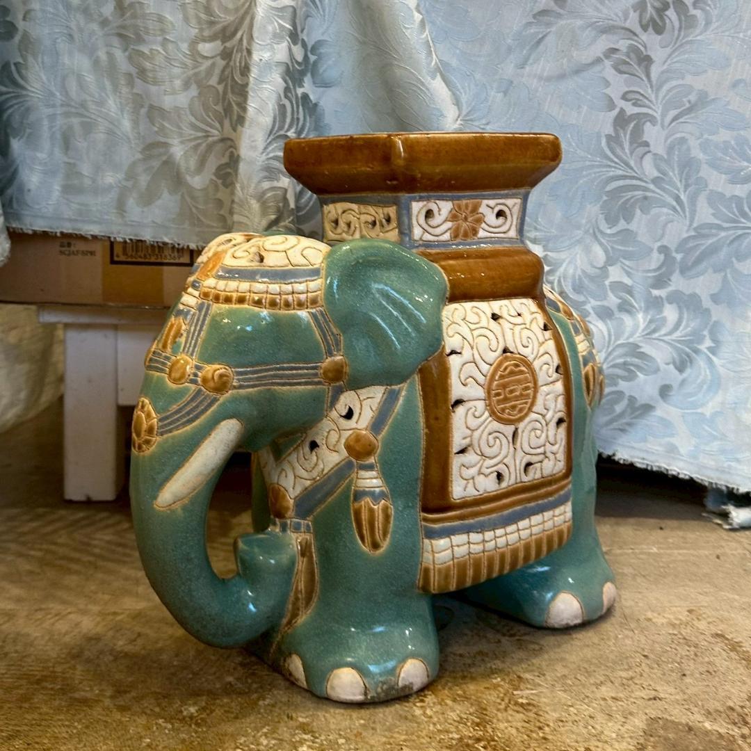 iΦ【2個セット】象 陶器製 置き物 花台 フラワースタンド オブジェ 鉢置き