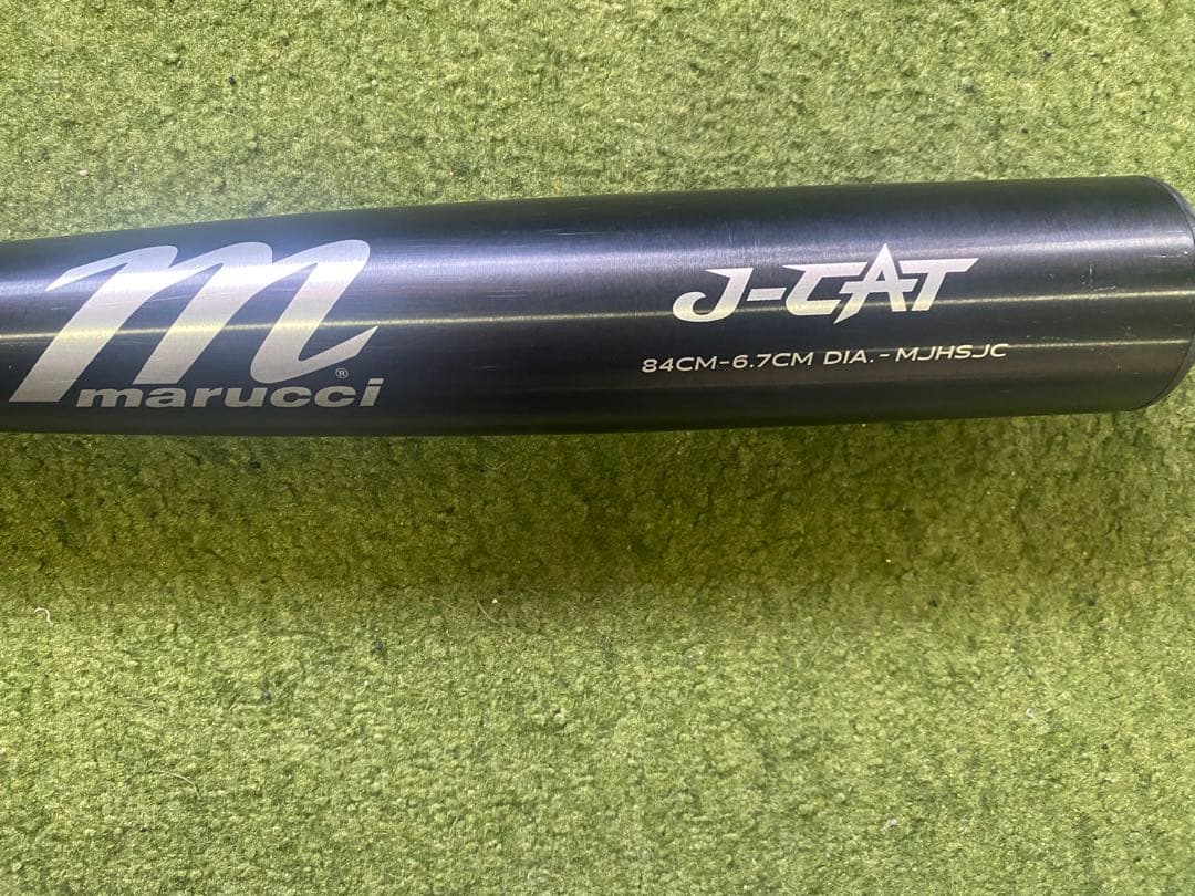 バット marucci