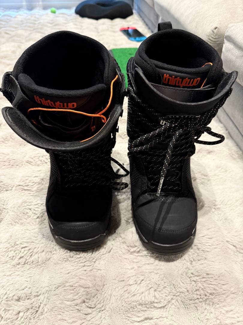 thirtytwo スノーボードブーツ ブラック