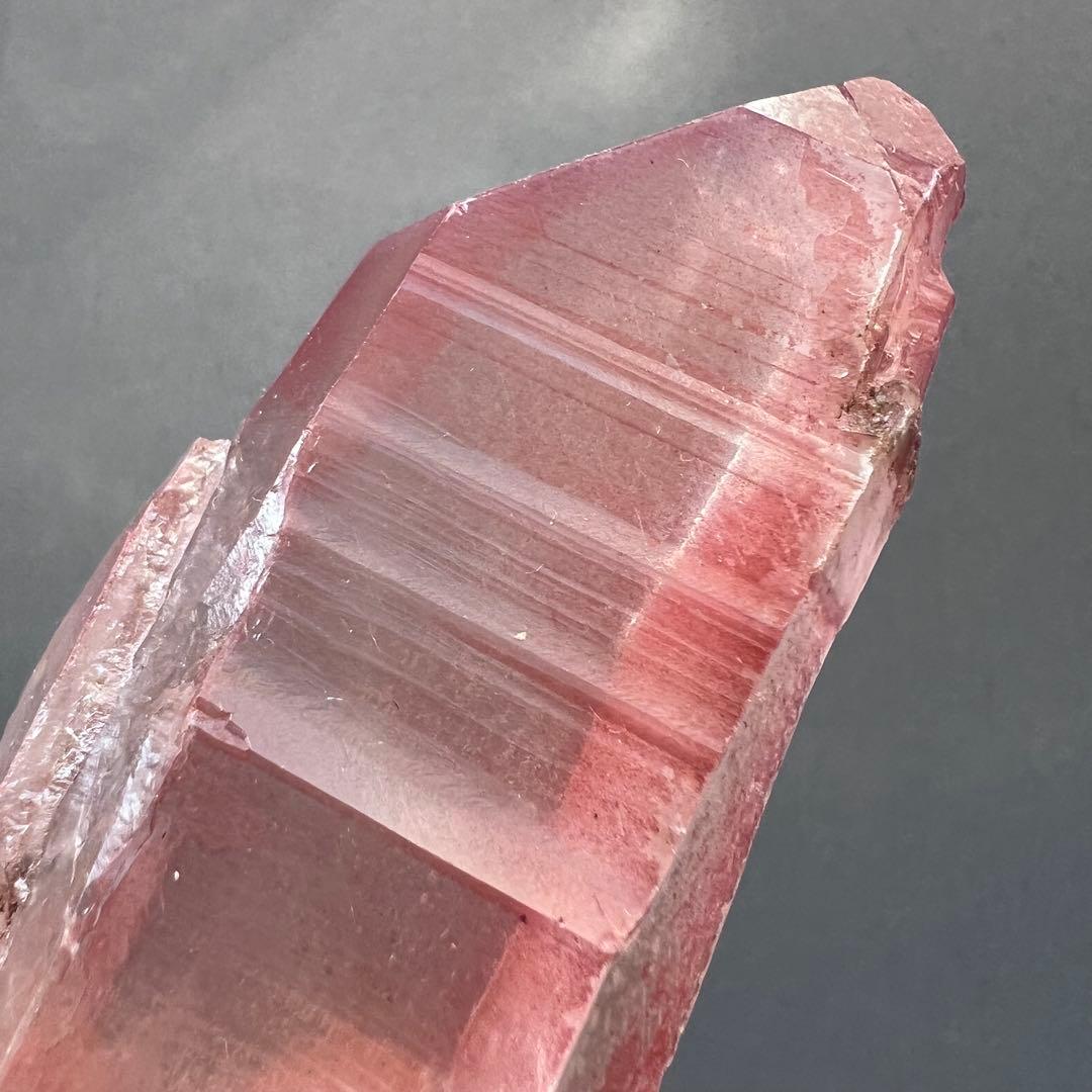 超レア　ピンクレムリアン　カーブドクォーツ　ストロベリーレムリアン