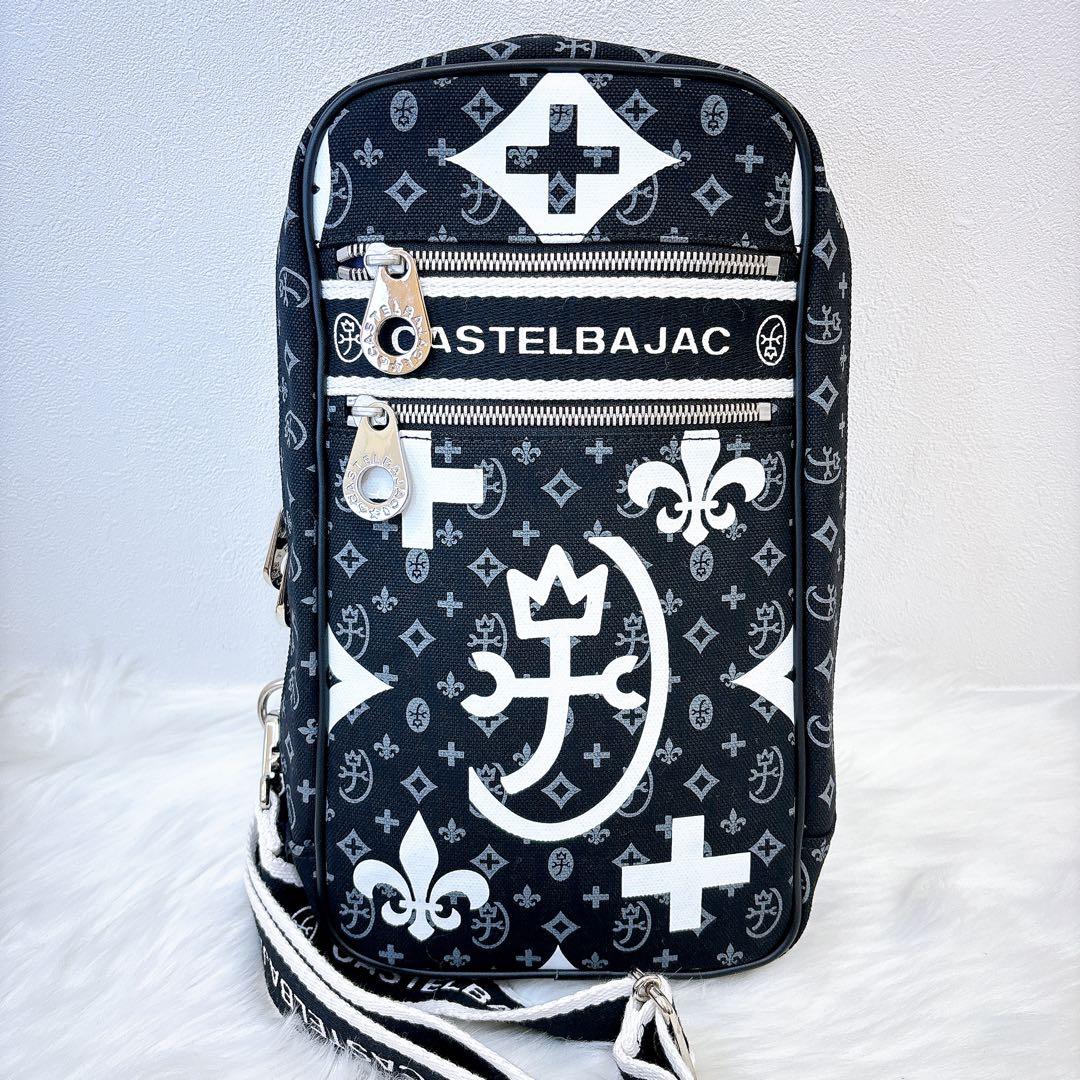 タグ付き✨カステルバジャック　ボディバッグ　ニース　総ロゴ　モノグラム　ブラック