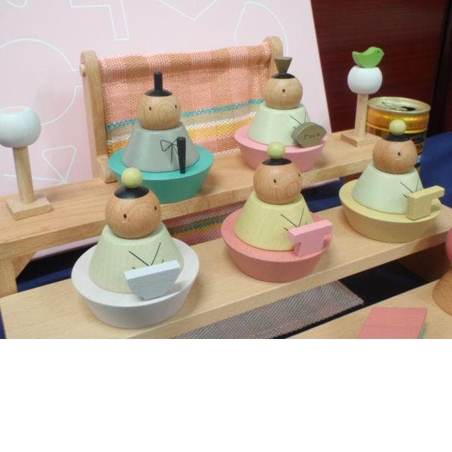 在庫放出！即納！！●新品♪Puca(プーカ)のひな人形 木製 組み木 お雛様●