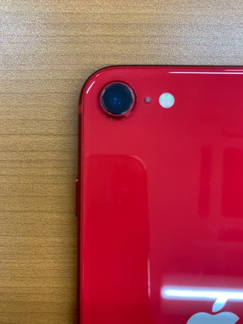 ビ*様 動作確認済 iPhone SE 第2世代 128GB ID N0376