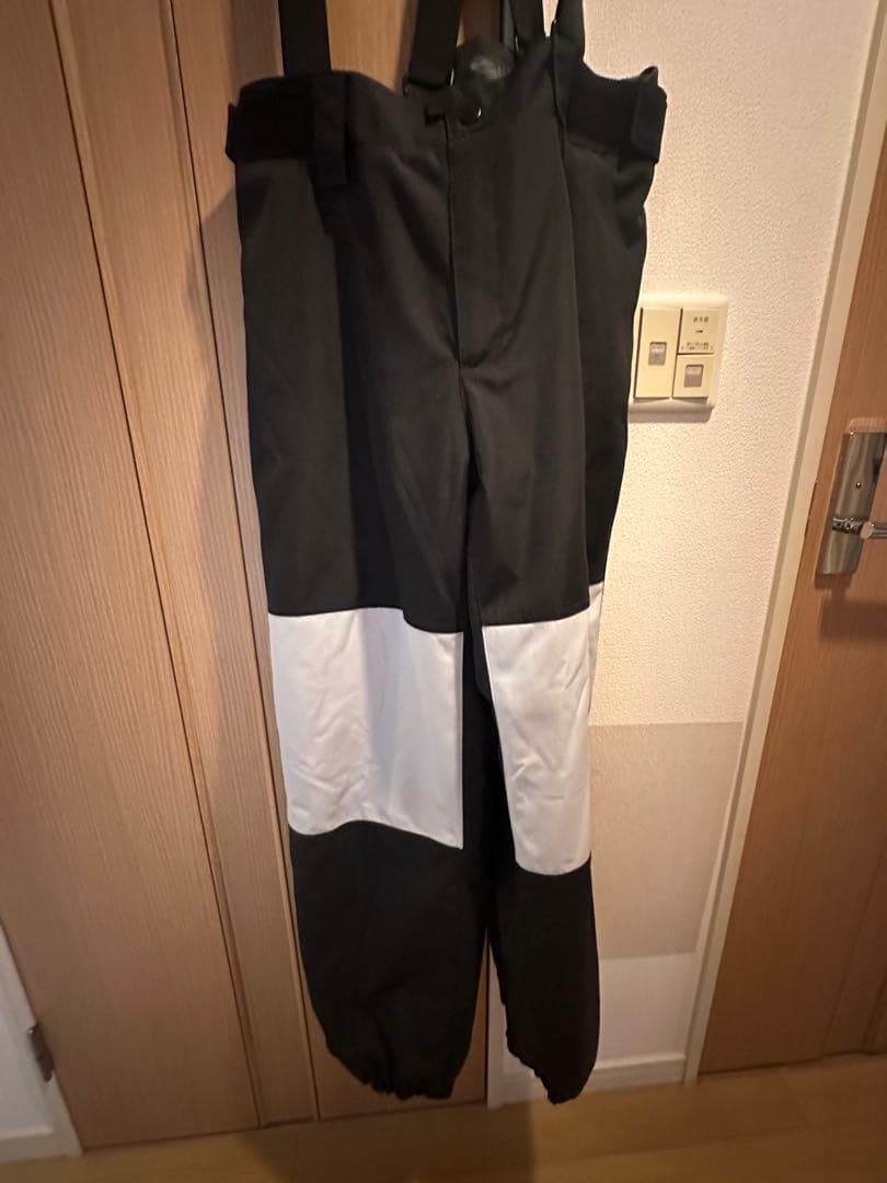 nature ホワイト/ブラック フード付きスノーボードウェア