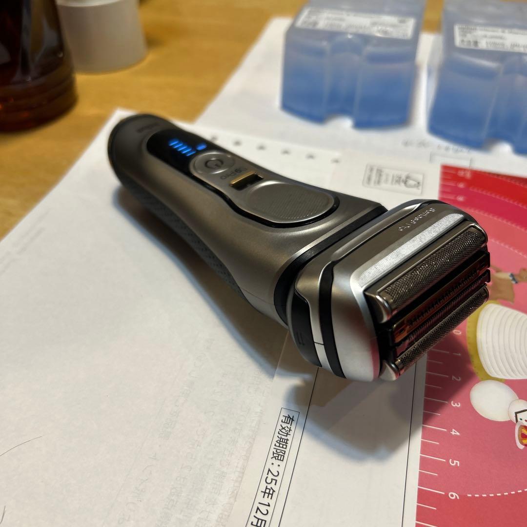 BRAUN シリーズ 9Pro メンズ電気シェーバー