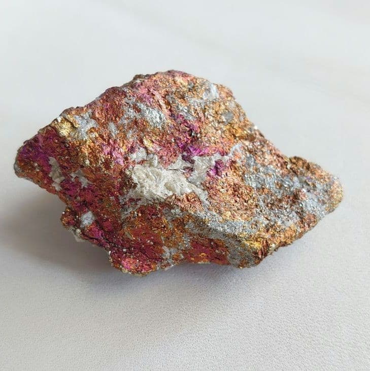 チャルコパイライト　キャルコパイライト　原石　素敵な逸品