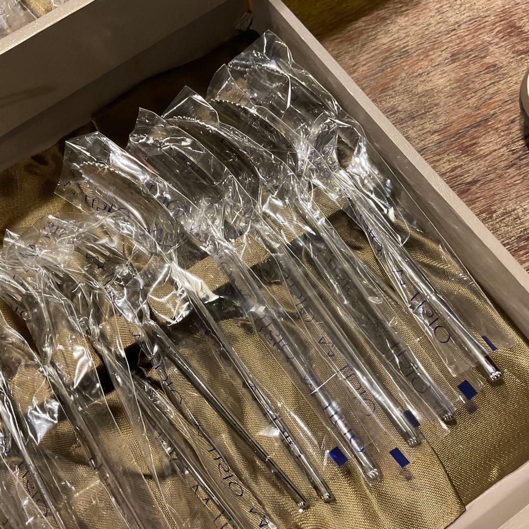 新品未使用！TRIO 18-12 ステンレス ソナタ カトラリーセット 35本