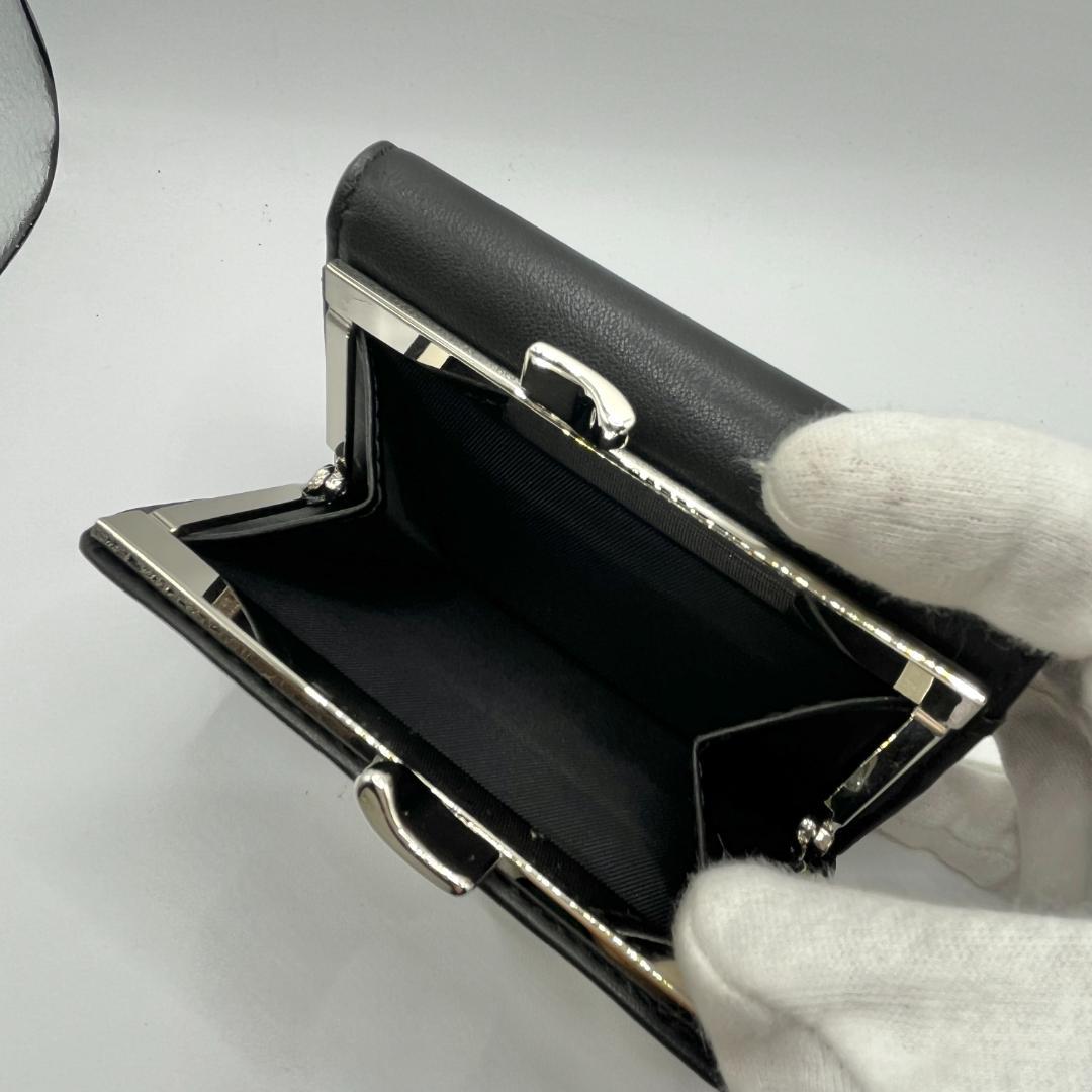ぽんきち様　Vivienne Westwood がま口 マット 折財布
