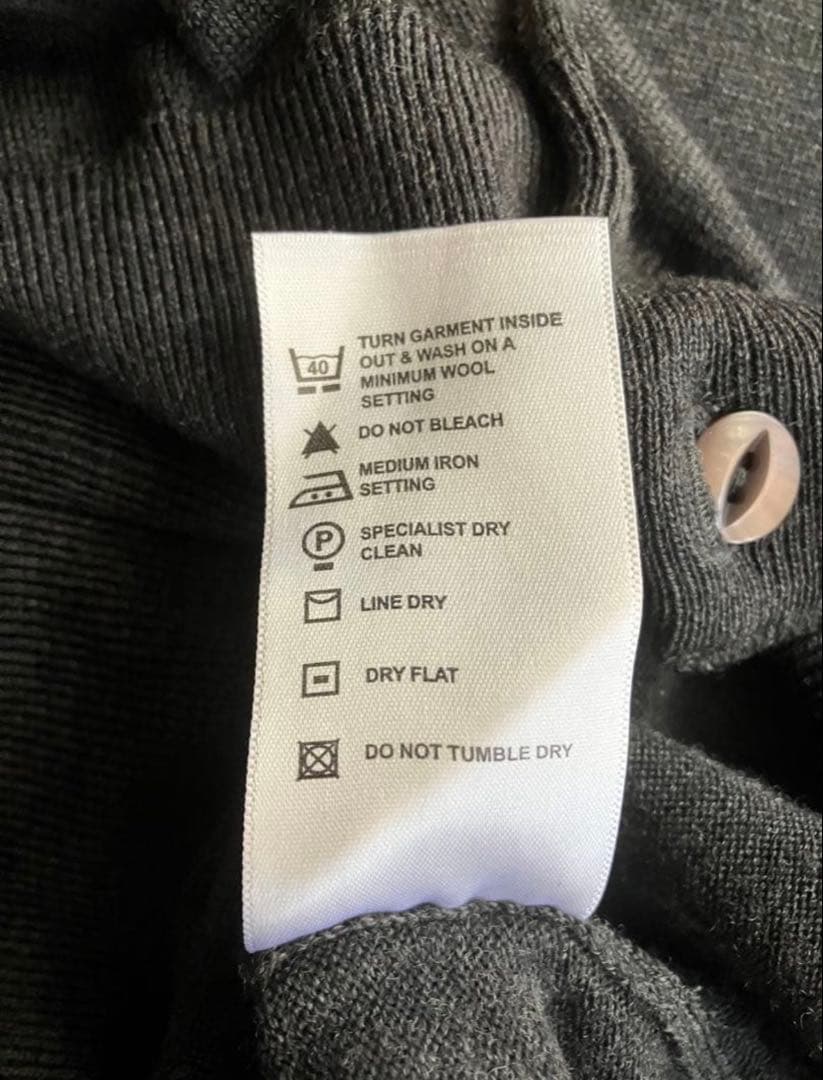 ア*ー様 JOHN SMEDLEY ウール クルーネック 24G カーディガン