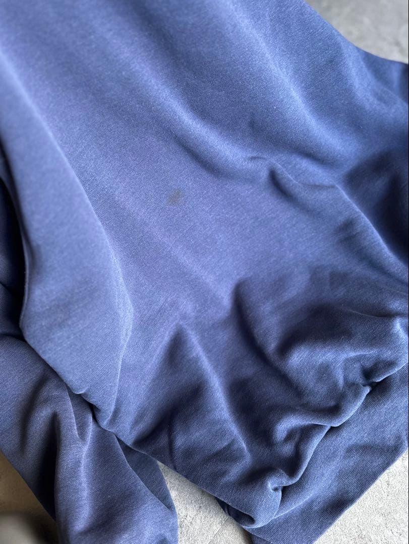 しょう様carhartt ジップパーカー 裏地サーマル 企業系刺繍 ネイビー