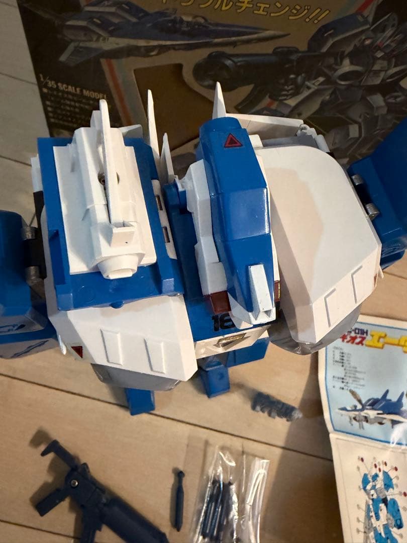 機甲創世記モスピーダ　AFC-01H レギオス エータ1/35スケールフィギュア