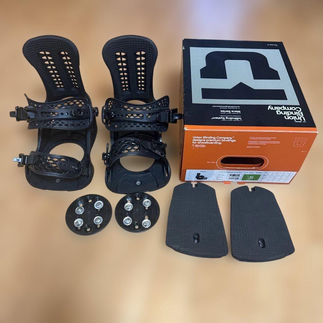 union binding force 黒　21-22 sサイズ