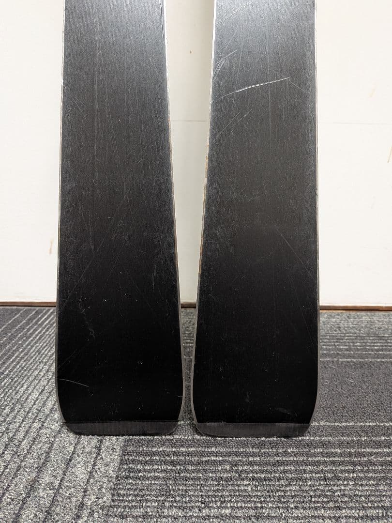 再値下げ ROSSIGNOL スキー板 144cm　ショートスキー