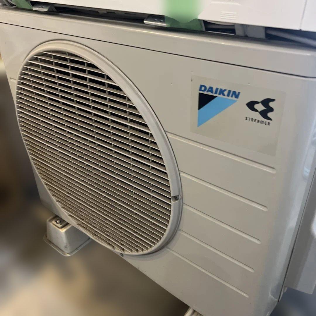 ⭐︎格安/DAIKIN/エアコン本体/6〜9畳用/2019年製/別荘外し！