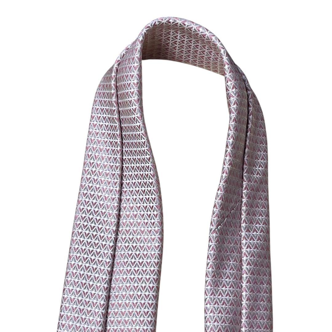 美品　現行　ルイヴィトン　ピンク　ダイヤモンドブイ　ネクタイ　クラヴァット