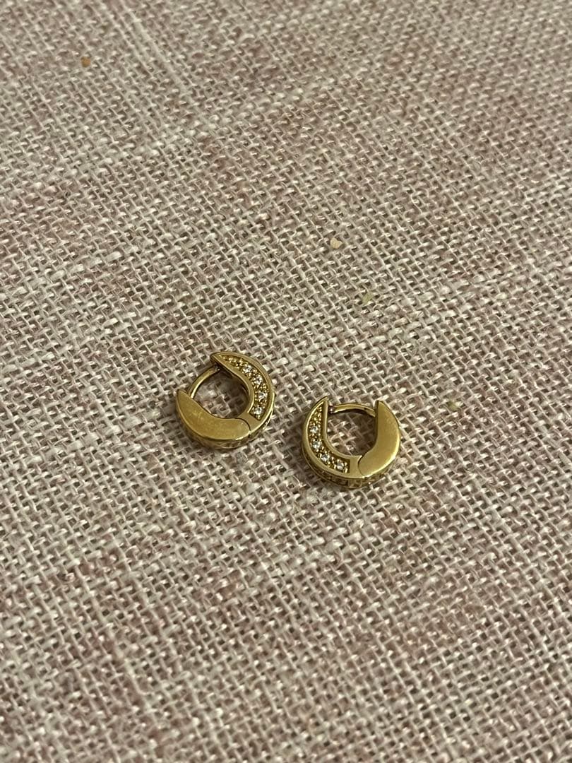 TOM WOOD Nova Huggies Gold ピアス　トムウッド