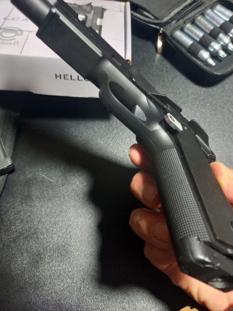 ク*ク様 carbon8 ヘルキャットカスタム　CO2ガスガン