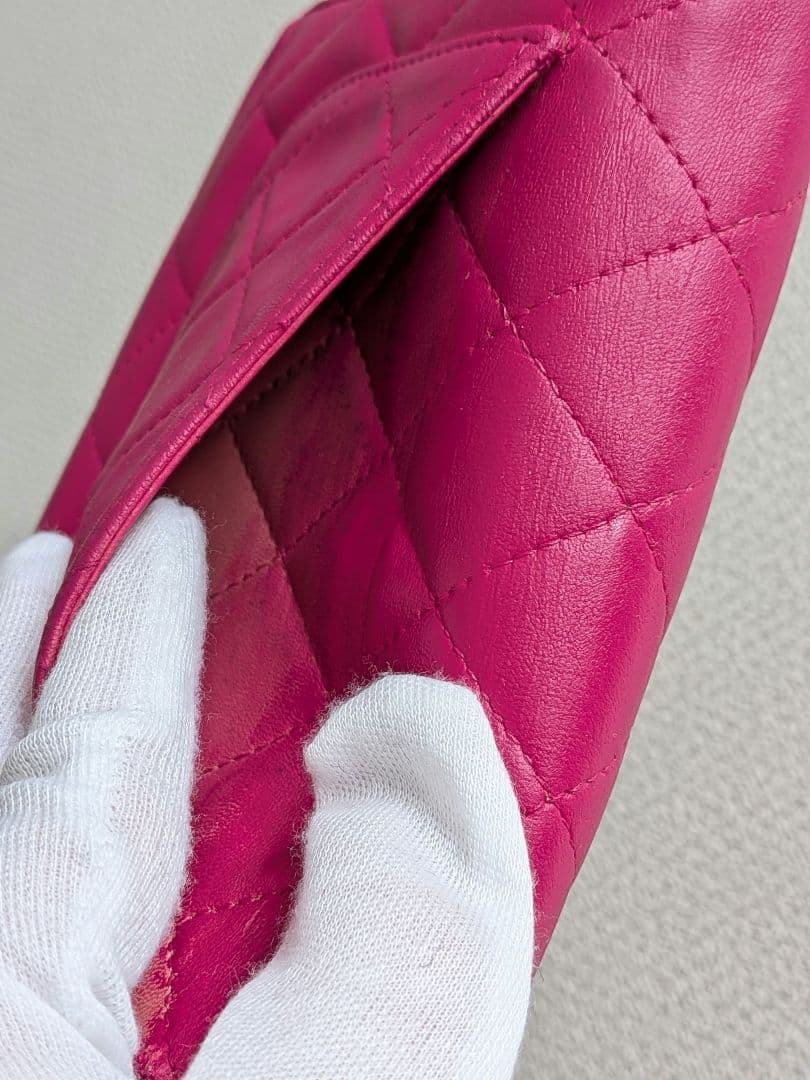 シャネル　ピンク　マトラッセ　三つ折り長財布　ラムスキン　チェーンショルダー