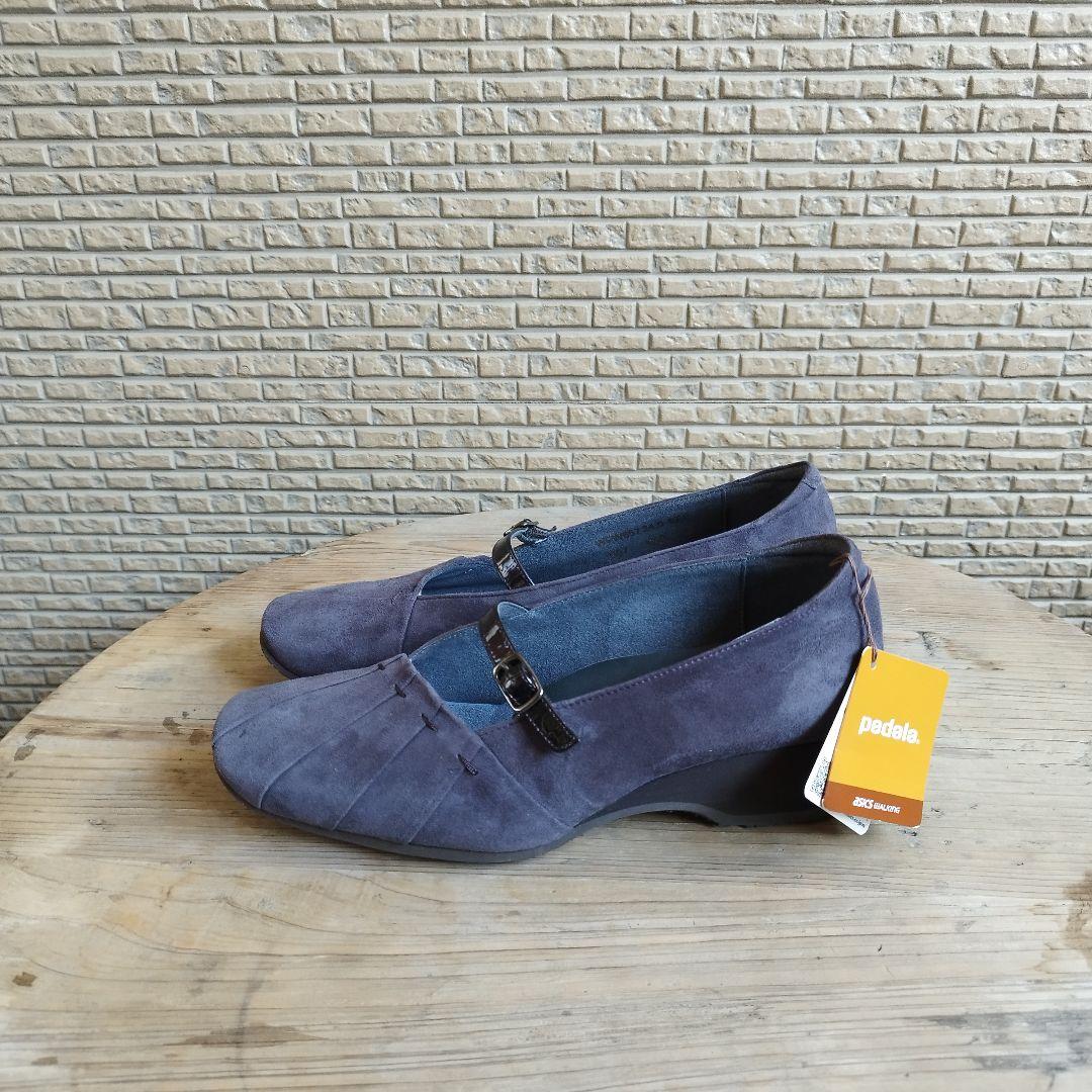 【新品タグ付】ペダラ 日本製 3E ストラップ パンプス 24cm スエード