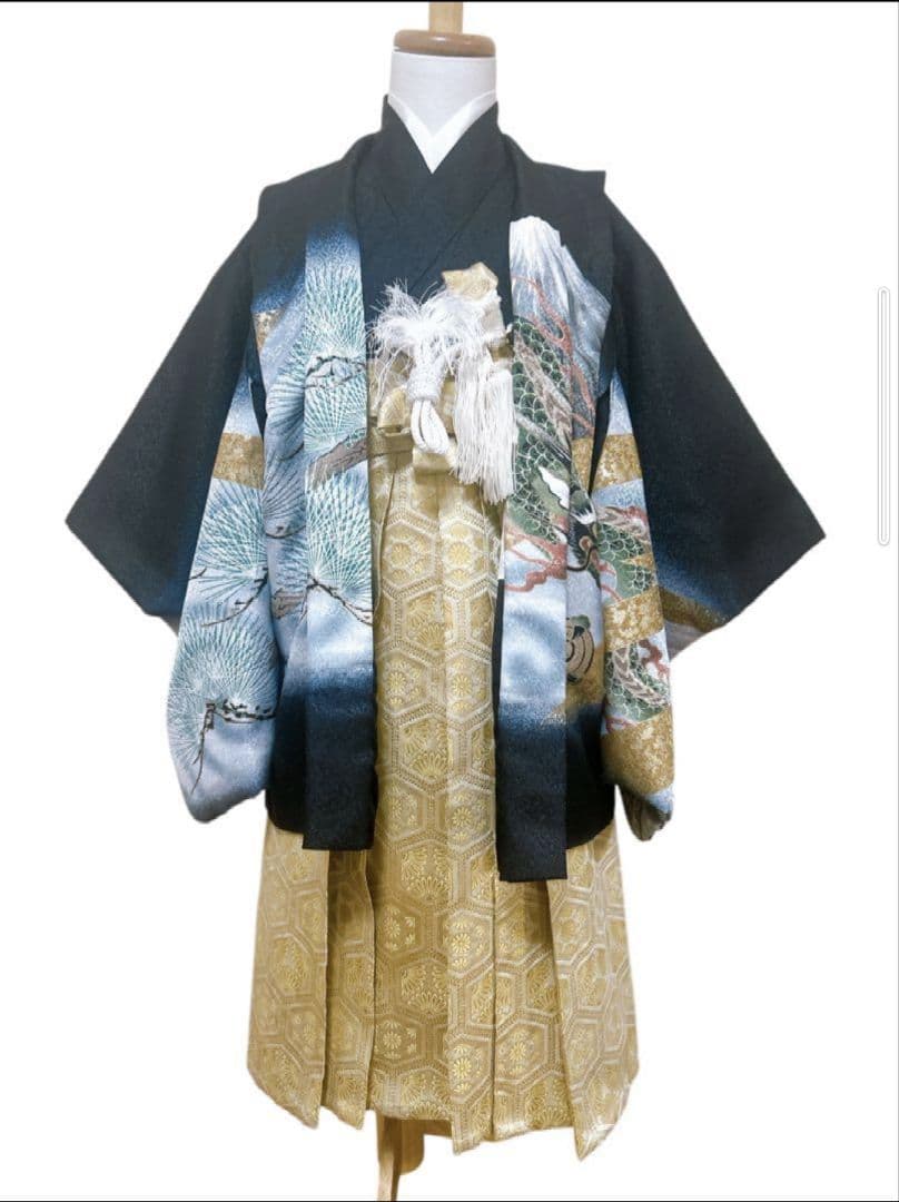 ☆七五三用☆お着物セット☆ 黒地　龍　鷹　富士山 着物　袴ゴールド　男児